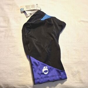 Pearl Izumi women's size 8 Vintage spliced quest short cycling shorts, NWT
